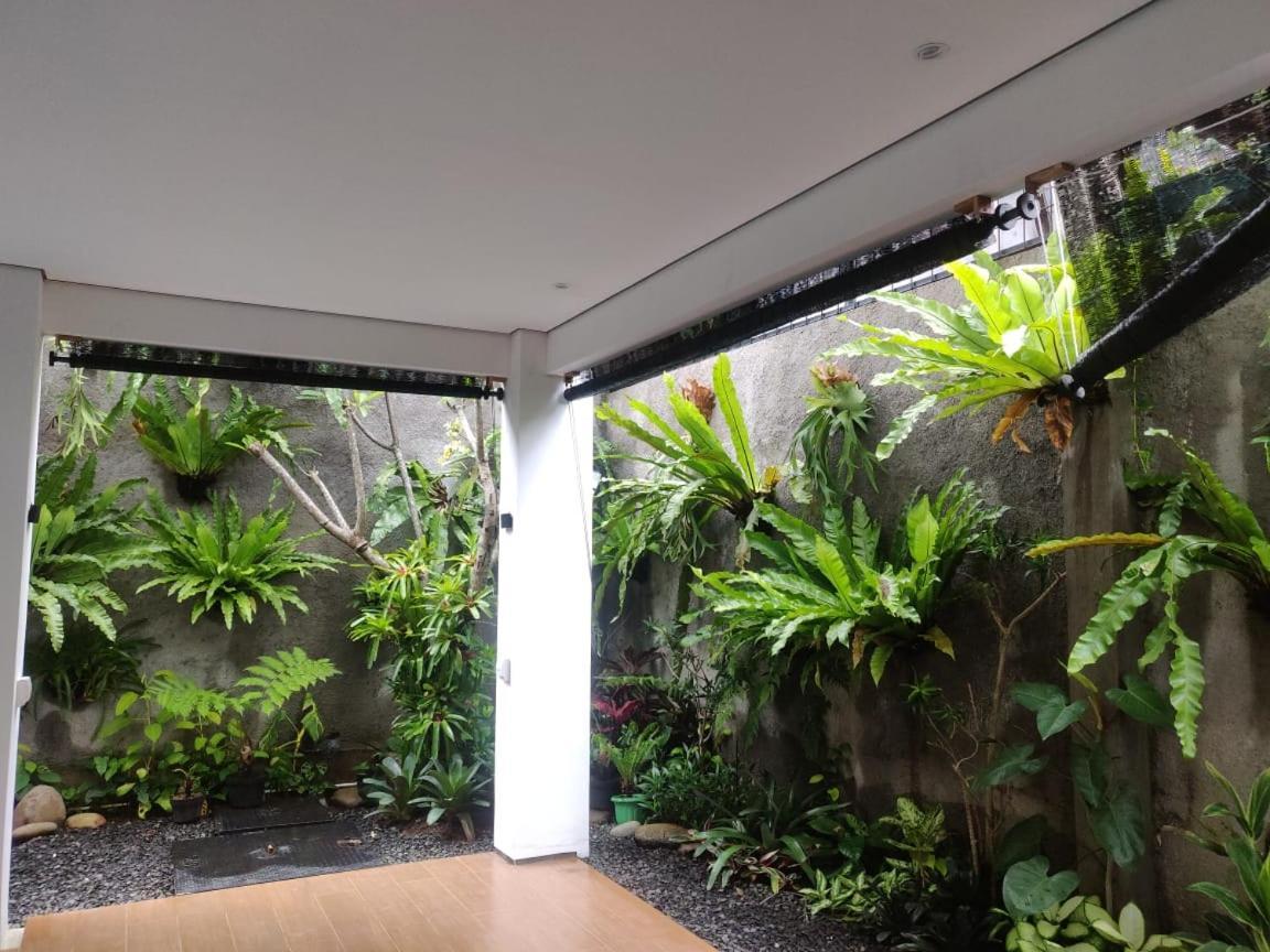 Rion Hostel Bogor Exterior photo