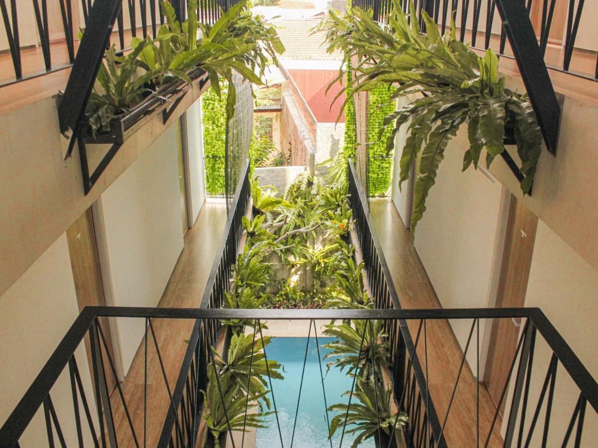 Rion Hostel Bogor Exterior photo